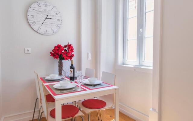 Cozy Flat in the Heart of Alfama
