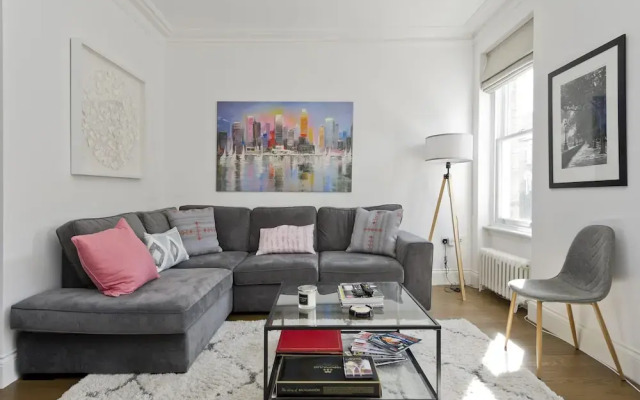 4-bed Flat With Amazing Balcony Views
