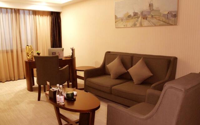 Zidongge Huatian Hotel