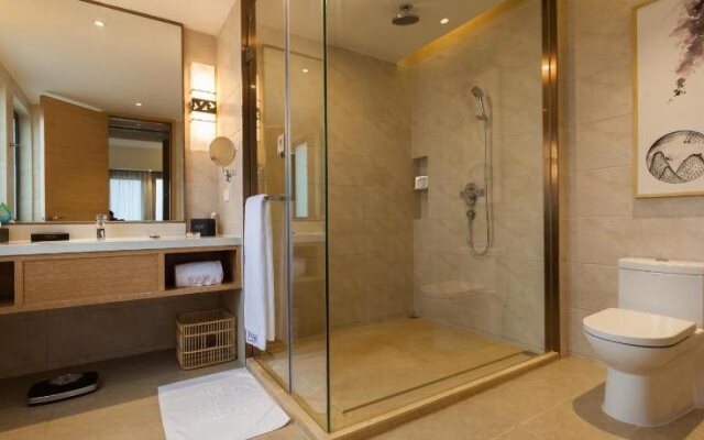 Guilin Roshan Lake Hotel