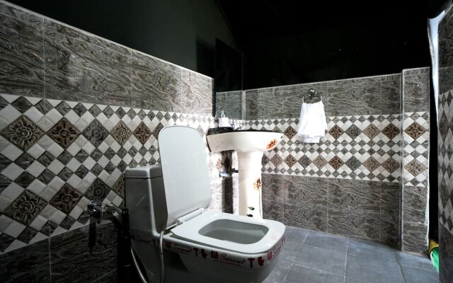 Mystery Hills Resort