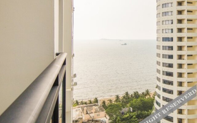 Sanya Blue Stone Sea-view Apartment