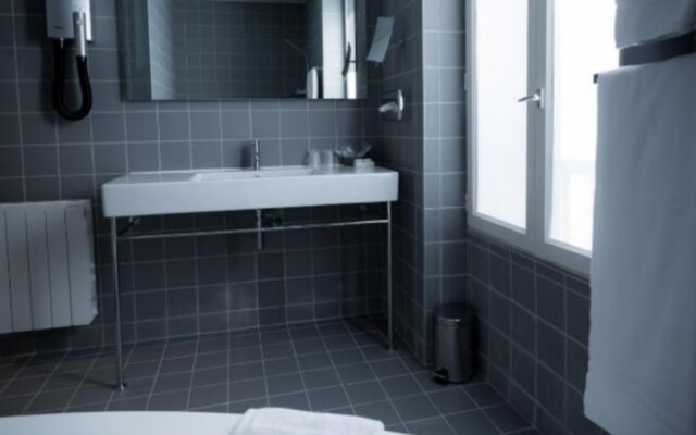 Hotel Mirabeau Eiffel