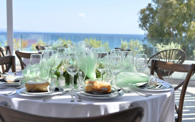 Seasabelle Hotel near Athens Airport