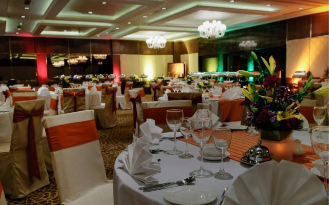 Mercure Hyderabad Abids Hotel