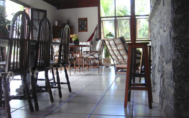 Casa Grande - 4 Suítes - Pier - Internet fibra 100MB