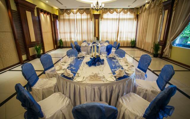 Pacific Premier Resort & Spa