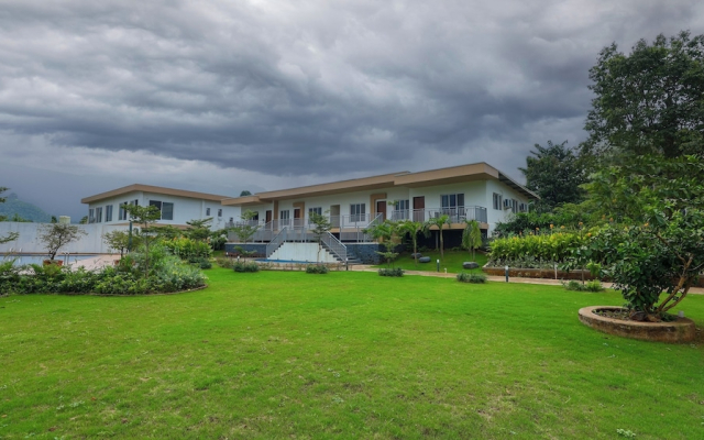 Riverain Valley Resort