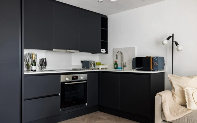 The Battersea Flat - Exquisite 2bdr Flat With Terrace
