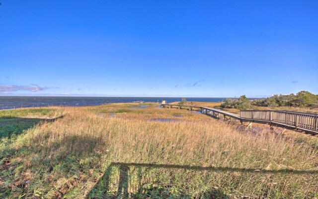 Seaside Cottage w/ Private Pier - 3 Miles to Beach