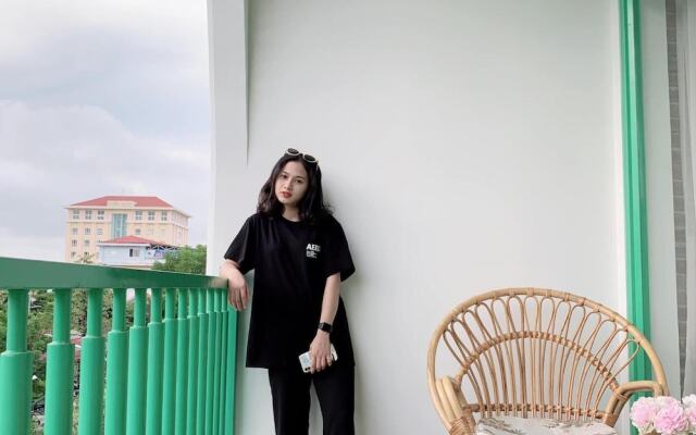 Kmay Apartment