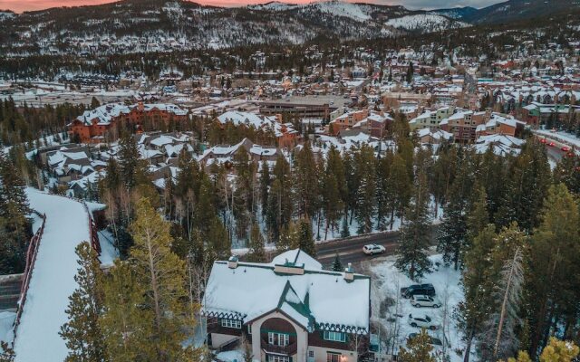 Breckenridge Boutique Hotel