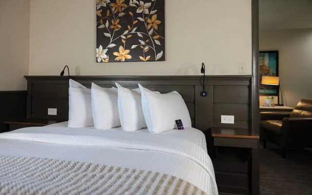 Highland Haven Creekside Inn