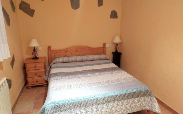 House With 5 Bedrooms in Ogassa, With Terrace and Wifi