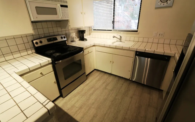 Mammoth West #116 Condo