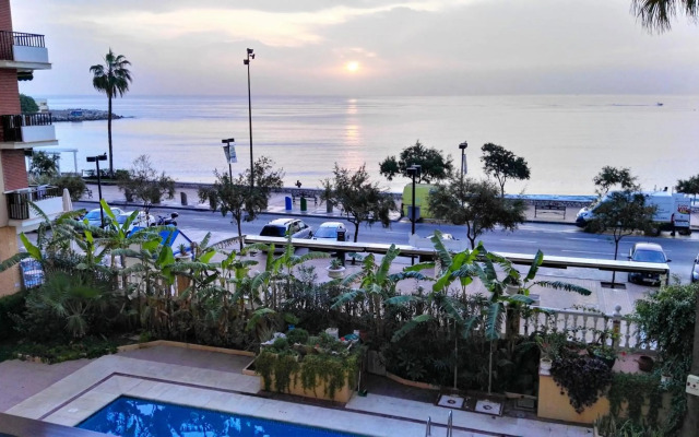 PERLA 2 Paseo Marítimo