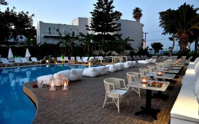 Palm Beach Hotel - Adults only