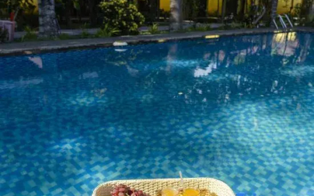 Green Bungalow Garden Resort