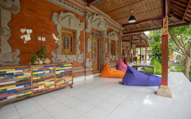 Nushe Hostel & Room By Zuzu