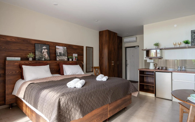 Sandro Palace na Lesnoy (Sandro Pelas)