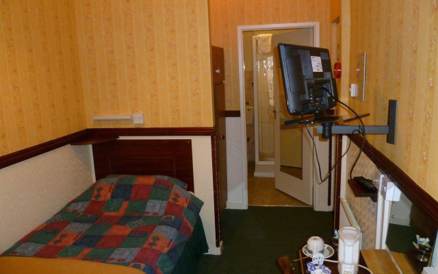 Rollason Wood Hotel