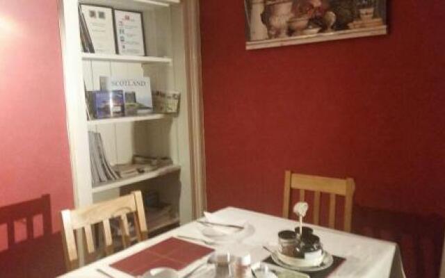Broomfield House Bed and Breakfast