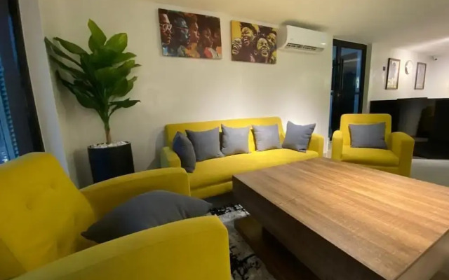 Five Clover Hotel Ilupeju