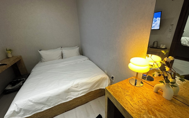 ORAGO stay hotel