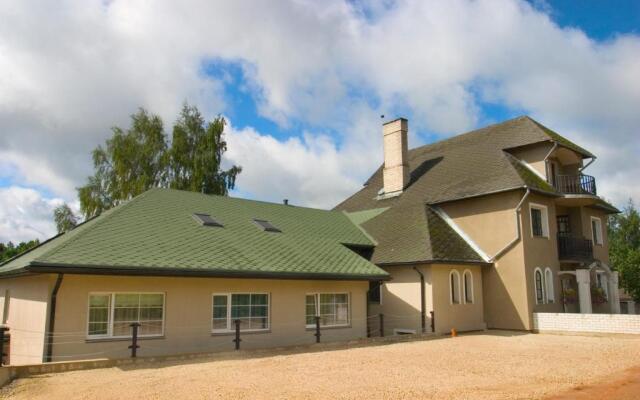 Peetrimõisa Villa Hotell