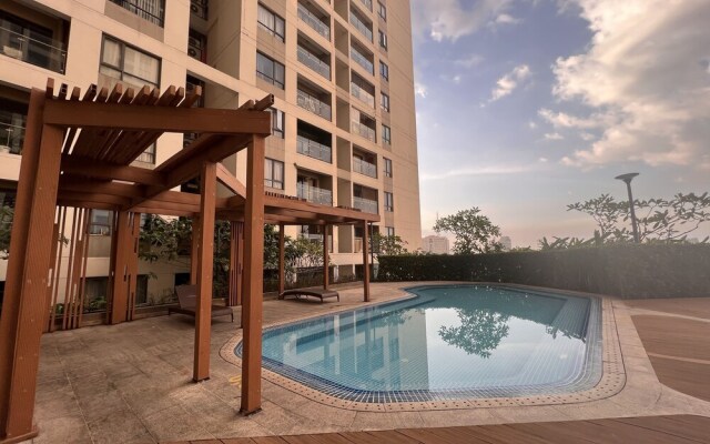 Supertramp House - Gold View Apartment