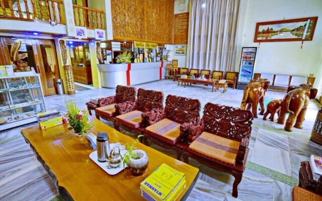 Taim Phyu Hotel