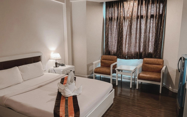 River Grand Hotel Hat Yai – Guest Rooms – Hat Yai