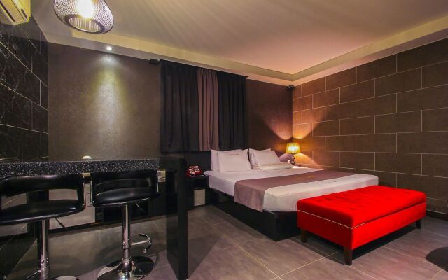Grandis Hotel