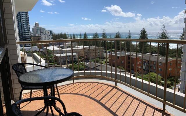 Burleigh Gardens North Hi-Rise Holiday Apartments