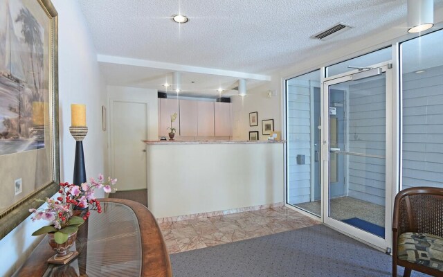 Harbor Villa Club 305