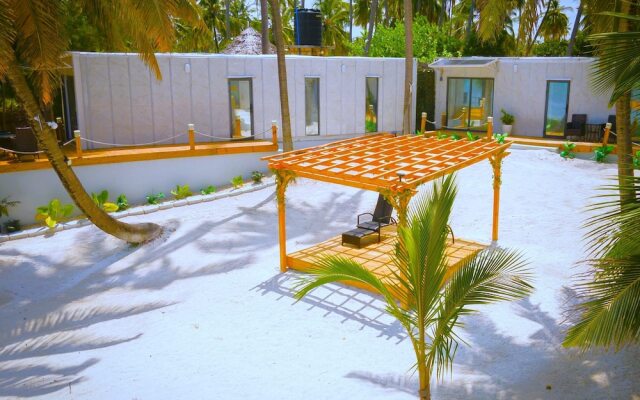 Zanzibar Beach House- South