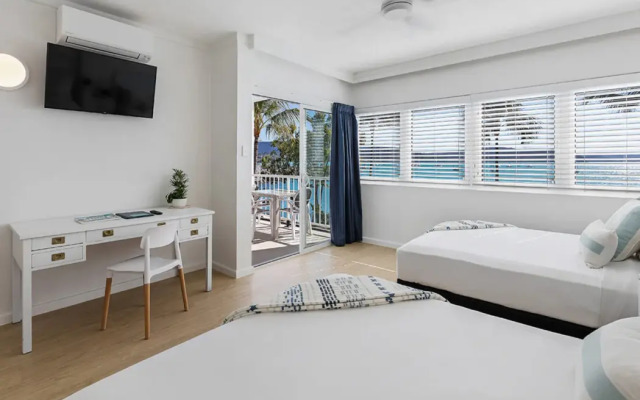 Coral Sea Resort
