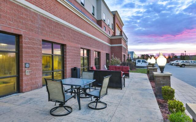Hampton Inn Detroit/Southgate