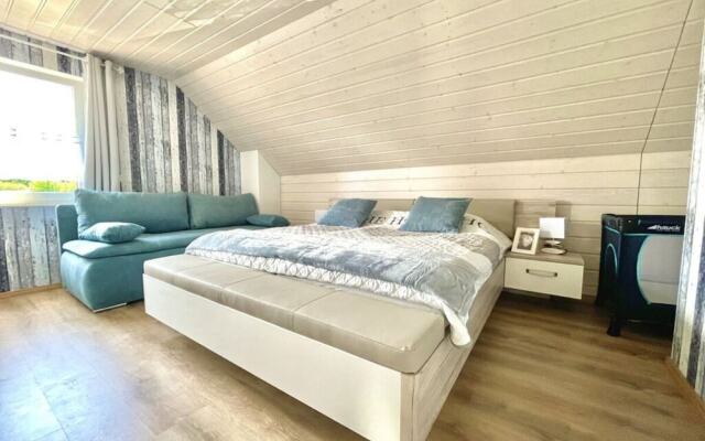 Meadow Piece of Modern Retreat