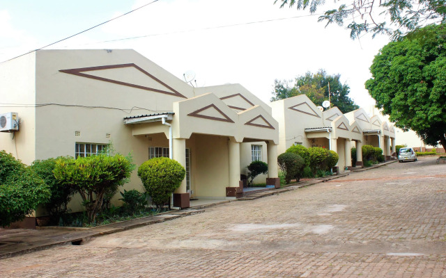 Riverside Hotel