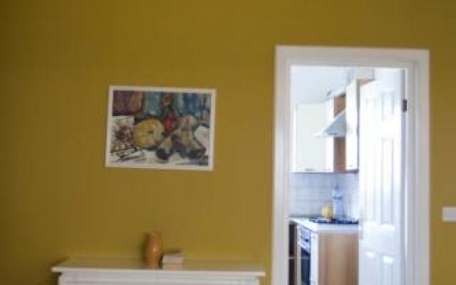 Country Club La Mesteceni