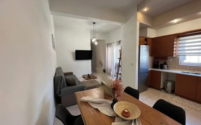 Cozy 1 Bd Apt in Therisos with Balcony