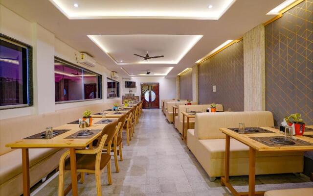Fabhotel Farmaish Garden