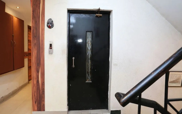 Oyo 13338 Hotel Atithi