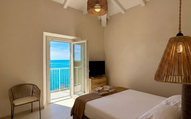 Roc Villa - 2 Private Beach Accesses