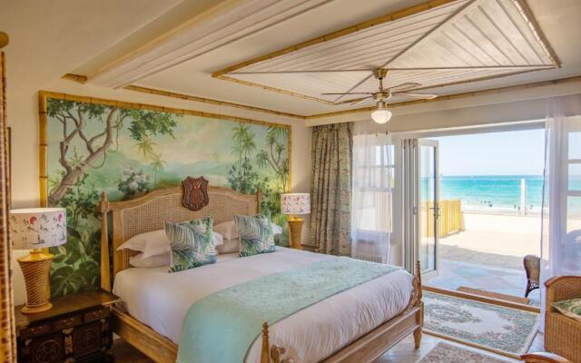 Tolcarne Beach Colonial Restaurant and Rooms