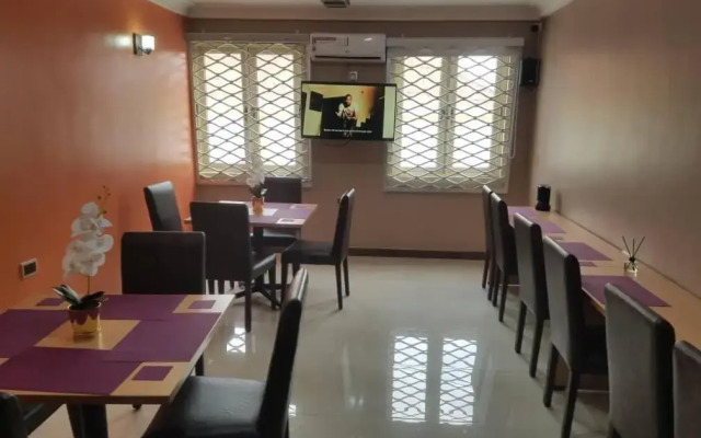 Ayaakaje Guest House