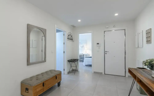 New Apartment With Sea Views
