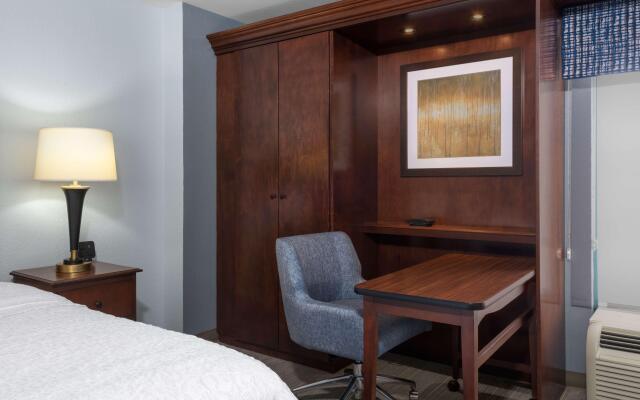 Hampton Inn Denver-International Airport