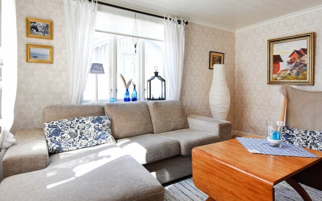 6 Person Holiday Home in Lysekil